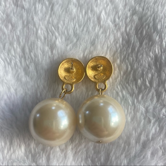 Authentic Givenchy Rare Vintage Earrings Gold 4G Logo Dangle Faux Pearl - Picture 5 of 11